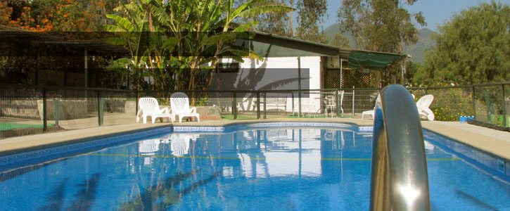 Piscinas y quincho